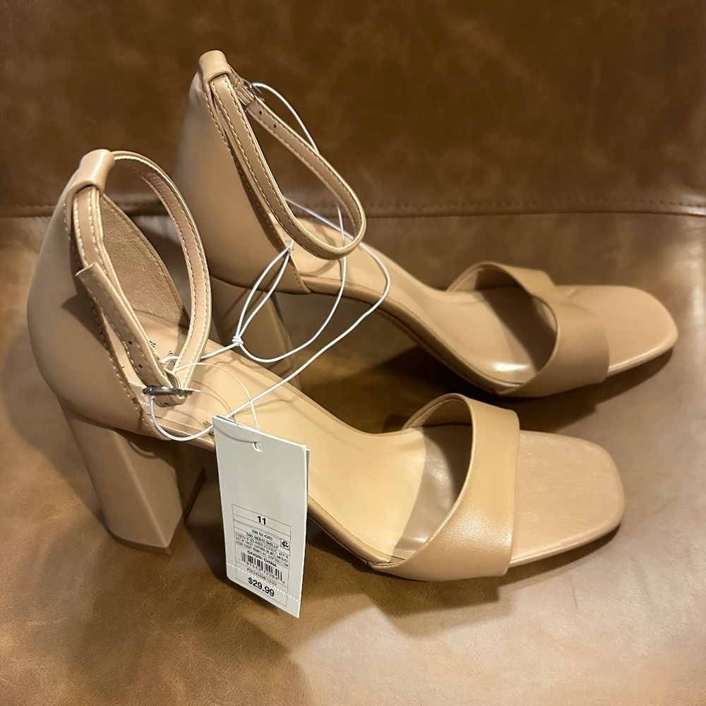 A New Day Women's Tan Shelly Heels